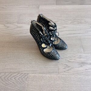 Joan & David high heels